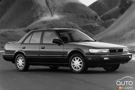 Nissan Stanza 1992, neuve