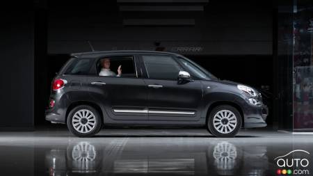 Fiat 500L 2015 utilisé par le pape François