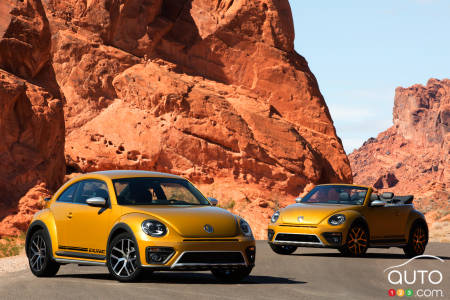 La Volkswagen Beetle Dune 2016 en versions coupé et décapotables