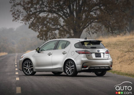 2017 Lexus CT 200h F-Sport