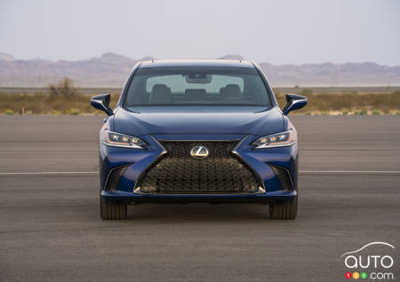 Lexus ES 2019