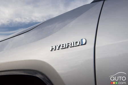 Toyota RAV4 XSE hybride 2019