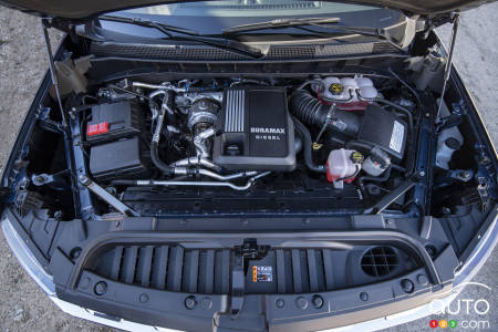 Chevrolet Silverado 1500 Diesel 2020, moteur