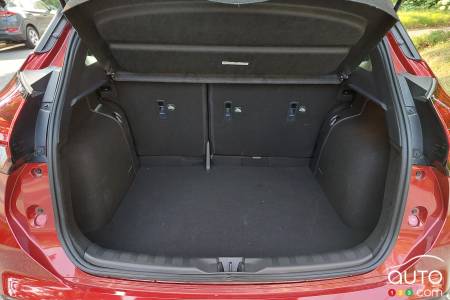 2021 Nissan Kicks, trunk