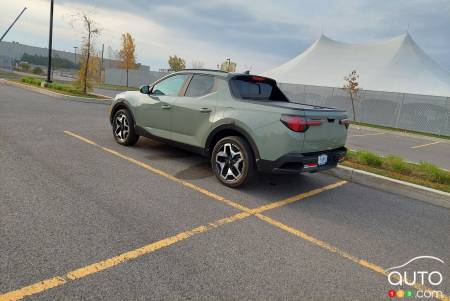 2022 Hyundai Tucson, three-quarters rear