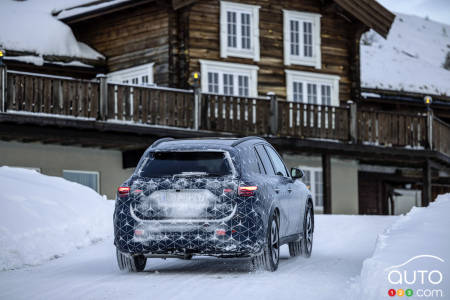 Prototype of the 2023 Mercedes-Benz GLC, back