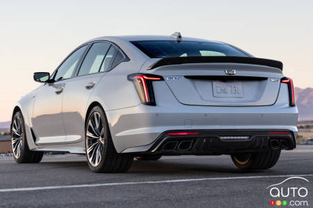 Cadillac CT5 blanche