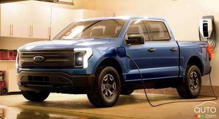 Ford F-150 Lightning Pro