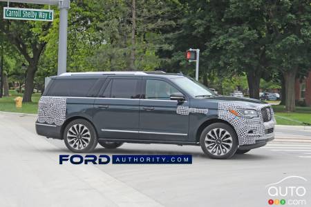 Lincoln Navigator 2022, prototype, profil