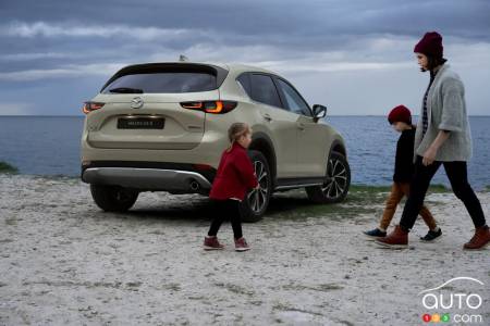 2022 Mazda CX-5, rear