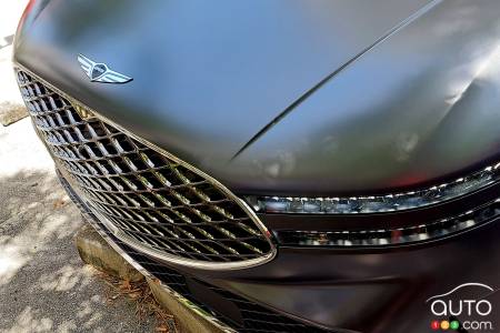 2023 Genesis G90, hood, headlight
