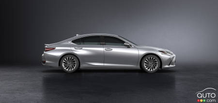 Lexus ES 2022-2023, profil