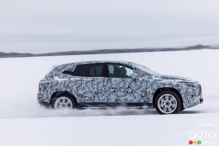 Mercedes-Benz EQS SUV, profile