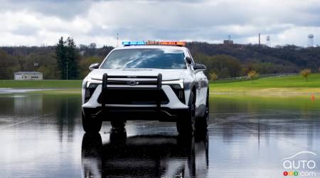 2024 Chevrolet Blazer EV PPV, front