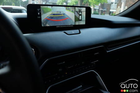 2024 Mazda CX-90 PHEV, multimedia screen