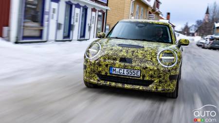 2024 Mini electric - Front