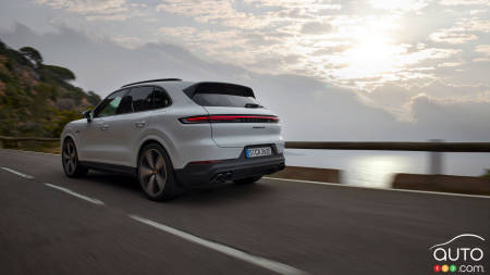 The 2024 Porsche Cayenne S E-Hybrid, three-quarters rear