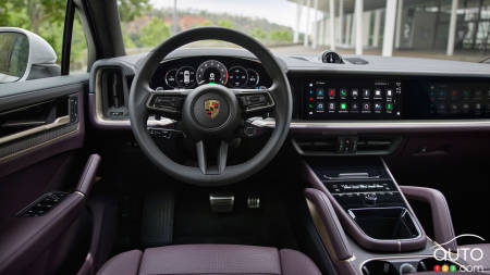 Intérieur du Porsche Cayenne S E-Hybrid 2024