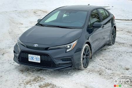 Toyota Corolla hybride 2024, de haut