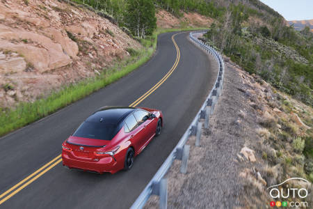 2024 Toyota Camry Hybrid XSE, from above