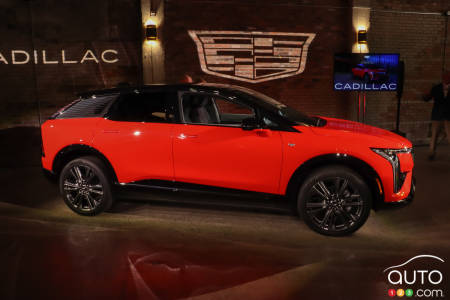 2025 Cadillac Optiq, profile