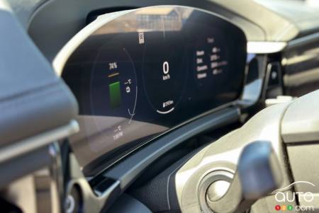 Porsche Macan Turbo électrique 2025, écran de données