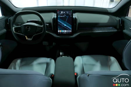 2025 Volvo EX30, interior