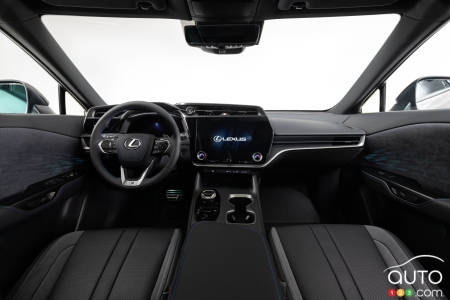 Lexus 550e 2026, interior