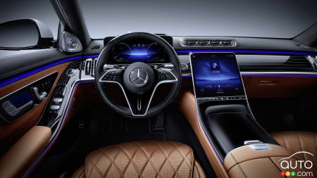 2021 Mercedes-Benz S-Class, screens