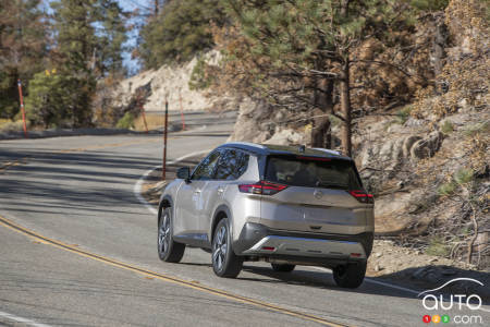 Nissan Rogue 2022, arrière