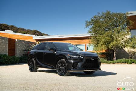 Lexus RX F SPORT Performance 2023 - Profil