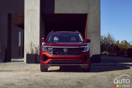 2024 Volkswagen Atlas - Front