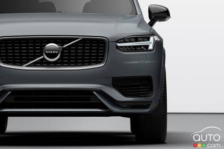 2020 Volvo XC90, from the front
