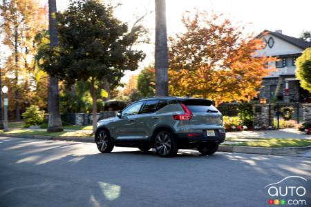 Volvo XC40 Recharge 2021, trois quarts arrière