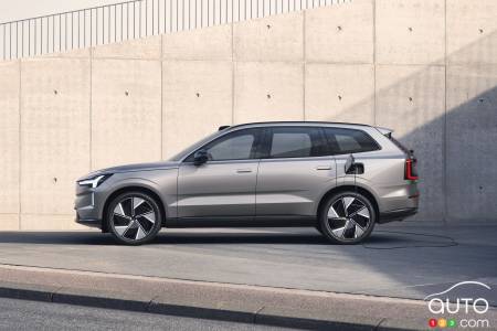 2024 Volvo EX90 - Profile