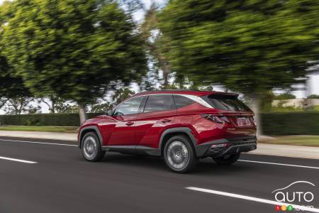 2022 Hyundai Tucson, three-quarters rear