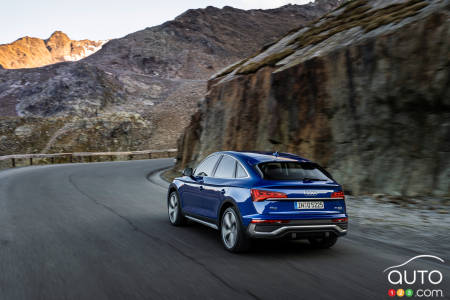 2021 Audi Q5 Sportback, three-quarters rear
