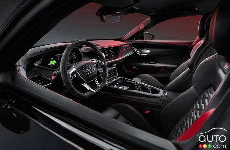 Audi e-tron GT, seats, steering wheel