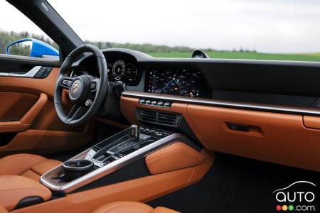 Porsche 911 Carrera 2025