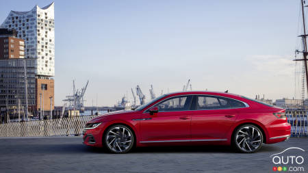 2021 Volkswagen Arteon, profile