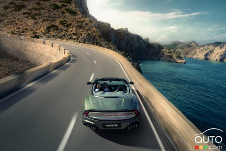 Aston Martin Vanquish Volante 2026, arrière