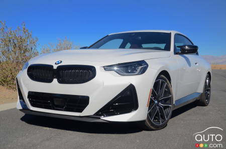 2022 BMW M240i Coupe, front