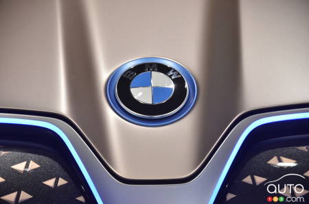 Logo BMW sur le Vision iNext