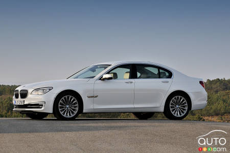 BMW Série 7 2013, profil