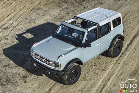 Ford Bronco, de haut