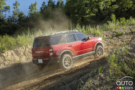 2021 Ford Bronco Sport, profile