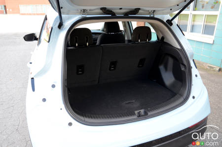 2022 Chevrolet Bolt EV - Trunk