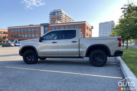 Chevrolet Silverado ZR2 2022 - Profil