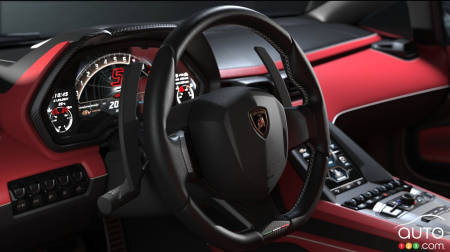 Lamborghini Countach LPI 800-4, steering wheel