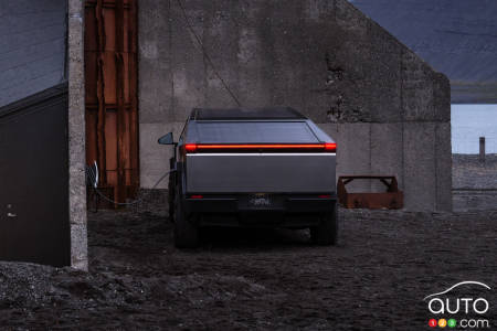 Tesla Cybertruck, from the rear